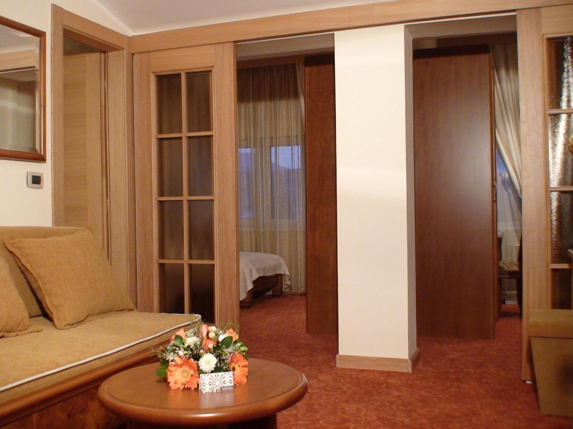 Mali Hotel Bambis Ποντγορίτσα Εξωτερικό φωτογραφία