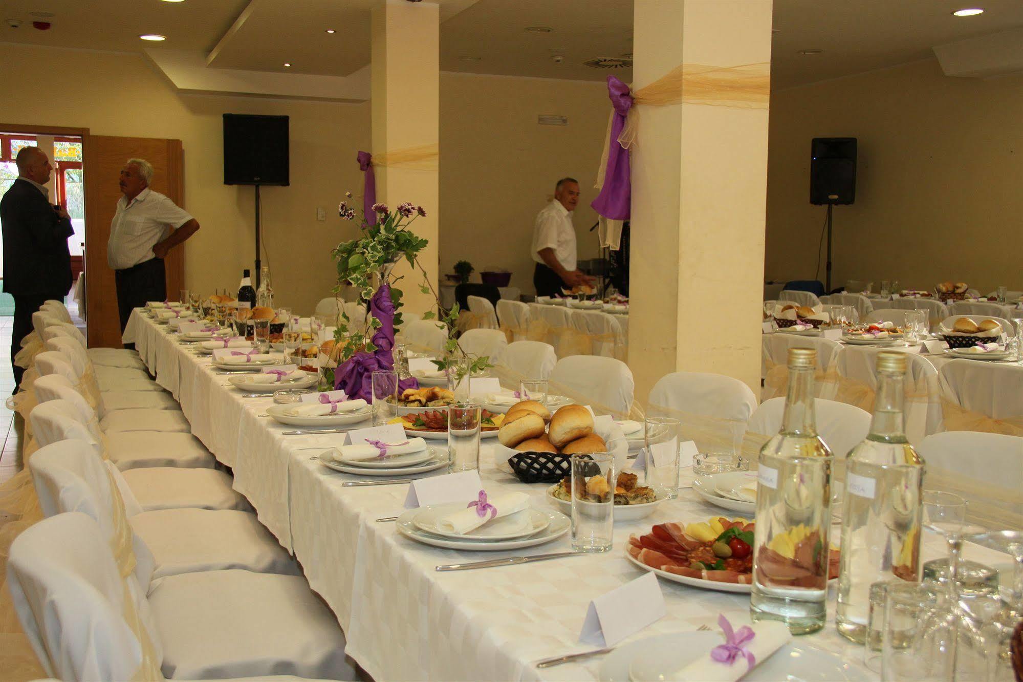 Mali Hotel Bambis Ποντγορίτσα Εξωτερικό φωτογραφία